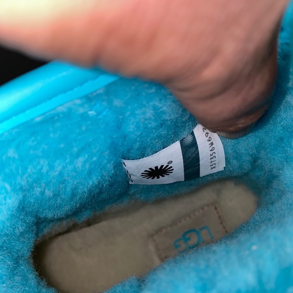 UGG Classic mini clear teal blue WOMEN boot size 5M NEW - Picture 11 of 12